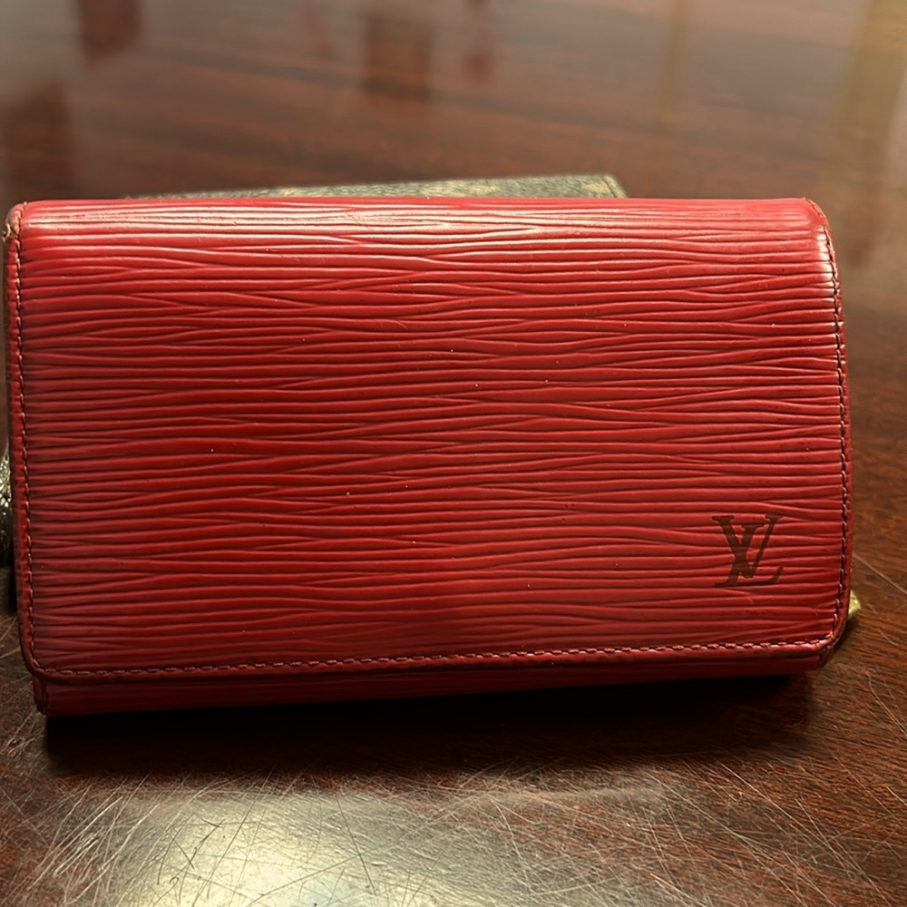 Red Epi wallet